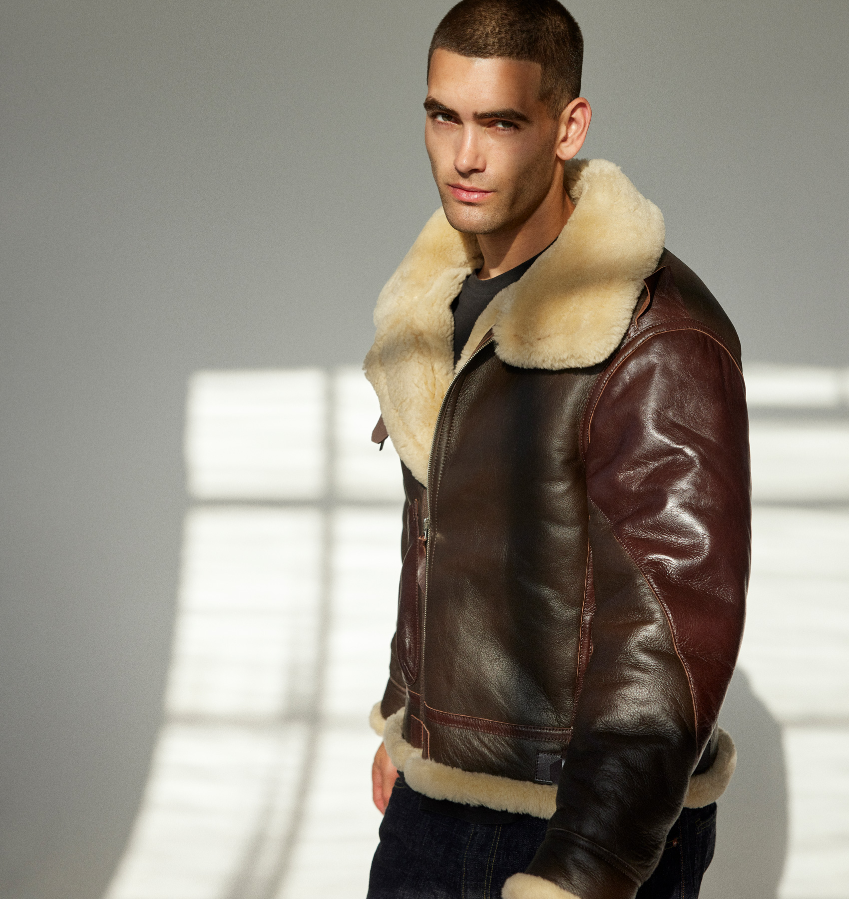 Men brown shearling jacket with fur collar for sale - Maher leathers